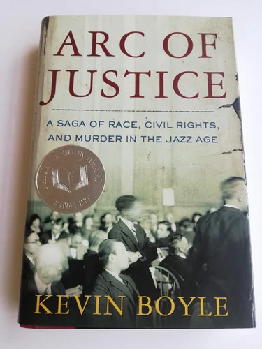 americanbookwarehouse8-2810744